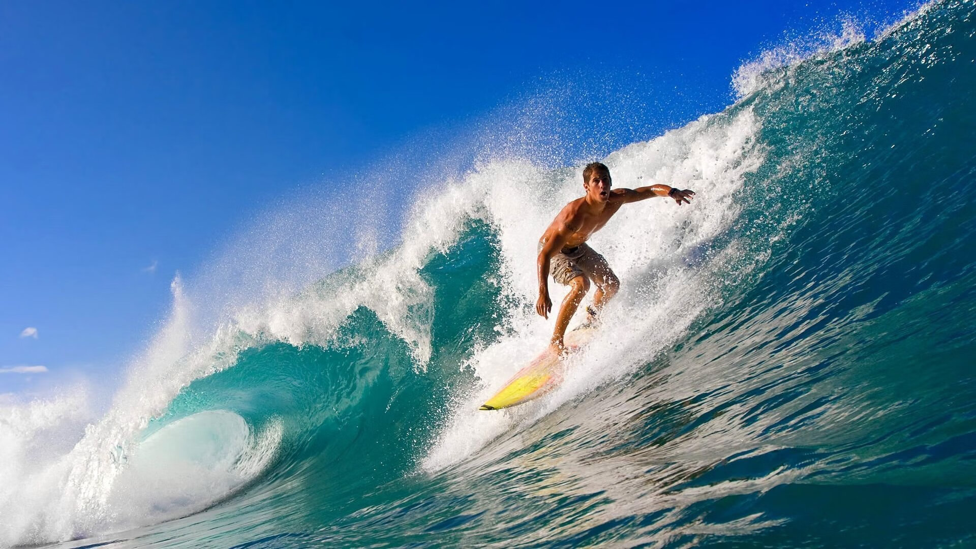 鹈鹕粉碎魔术，詹姆斯在NBA总决赛接管比赛