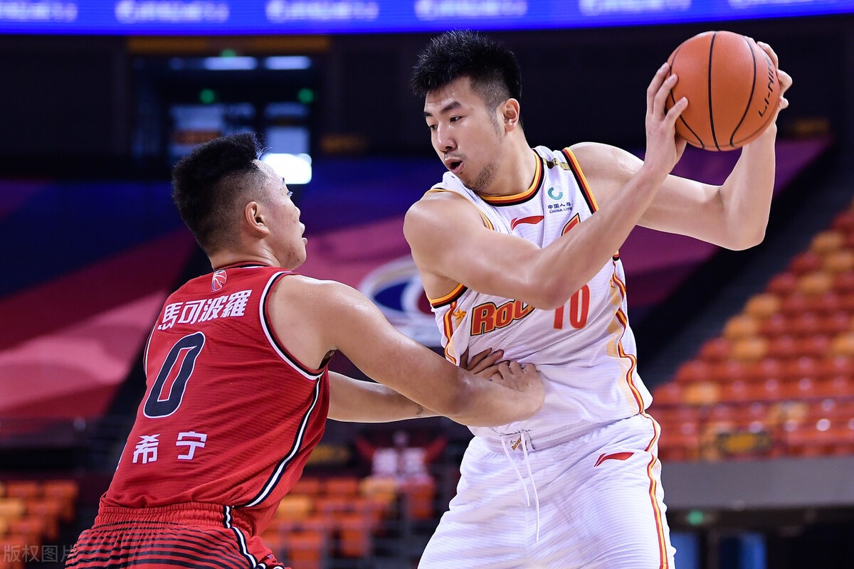 江苏队将对阵广东宏远，胜负难定