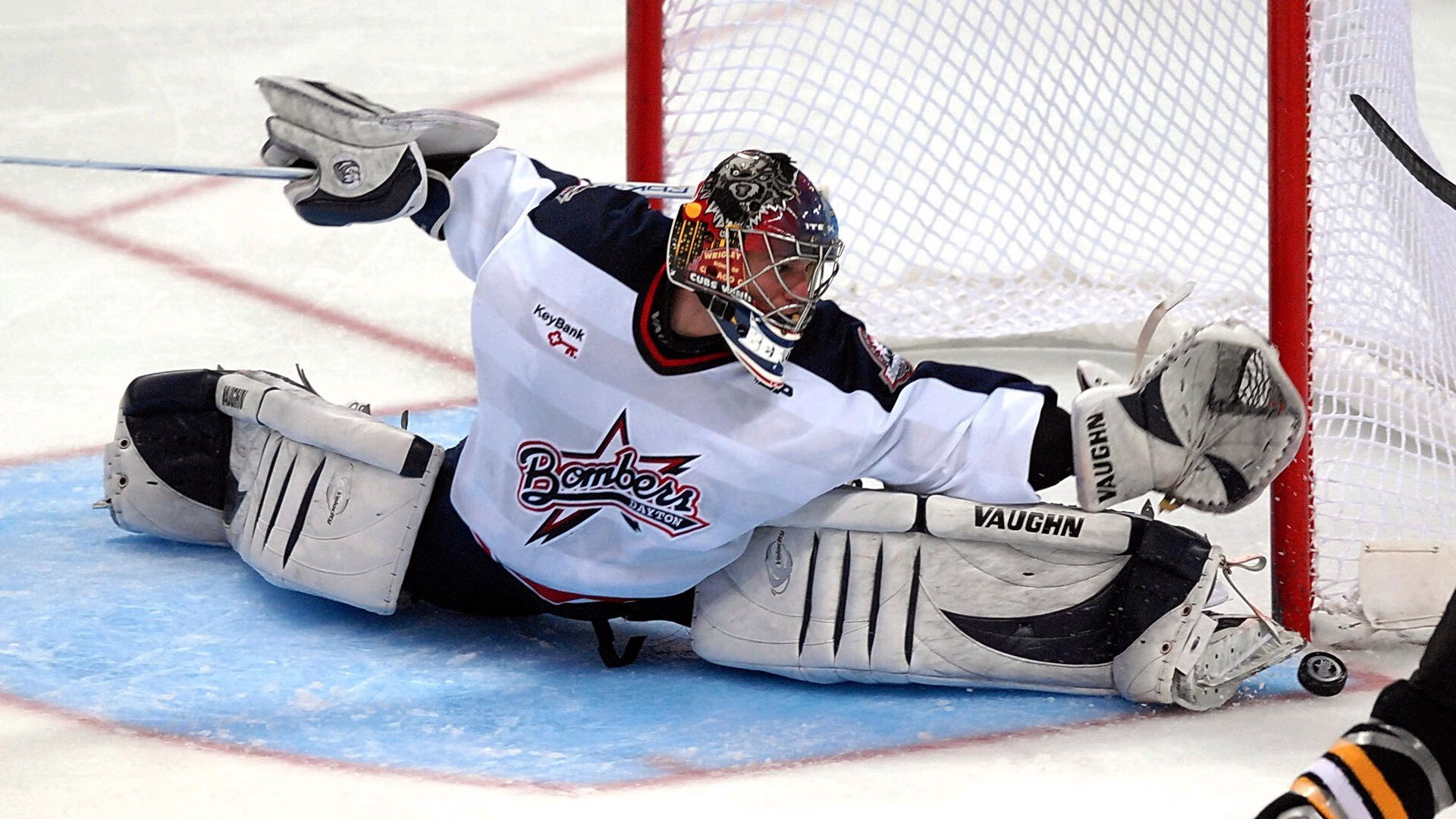 王者对决，巅峰之战上海队胜出，布伦森稳定输出铸就传奇